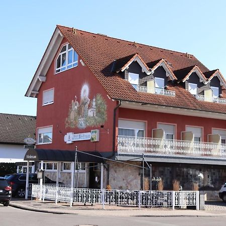Hotel Weinhaus Wiedemann Гинсхайм-Густавсбург Екстериор снимка